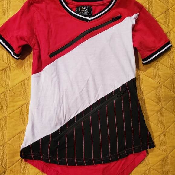 Fashion Graphic Shirts - Picture 2 of 3